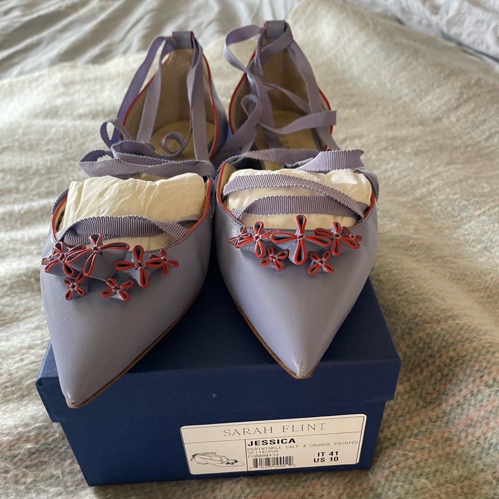 Sarah Flint Jessica Periwinkle Flats w/ Orange detail and ties, Sz IT 41 / US 10